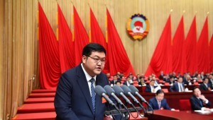 1月22日,政协甘肃省十三届二次会议第二次整个会议在兰州进行,甘肃省工商联副主席、农工党省委会生态环境专委会主任、J9集团节水集团董事长王浩宇作为8名委员之一受邀作大会讲话。